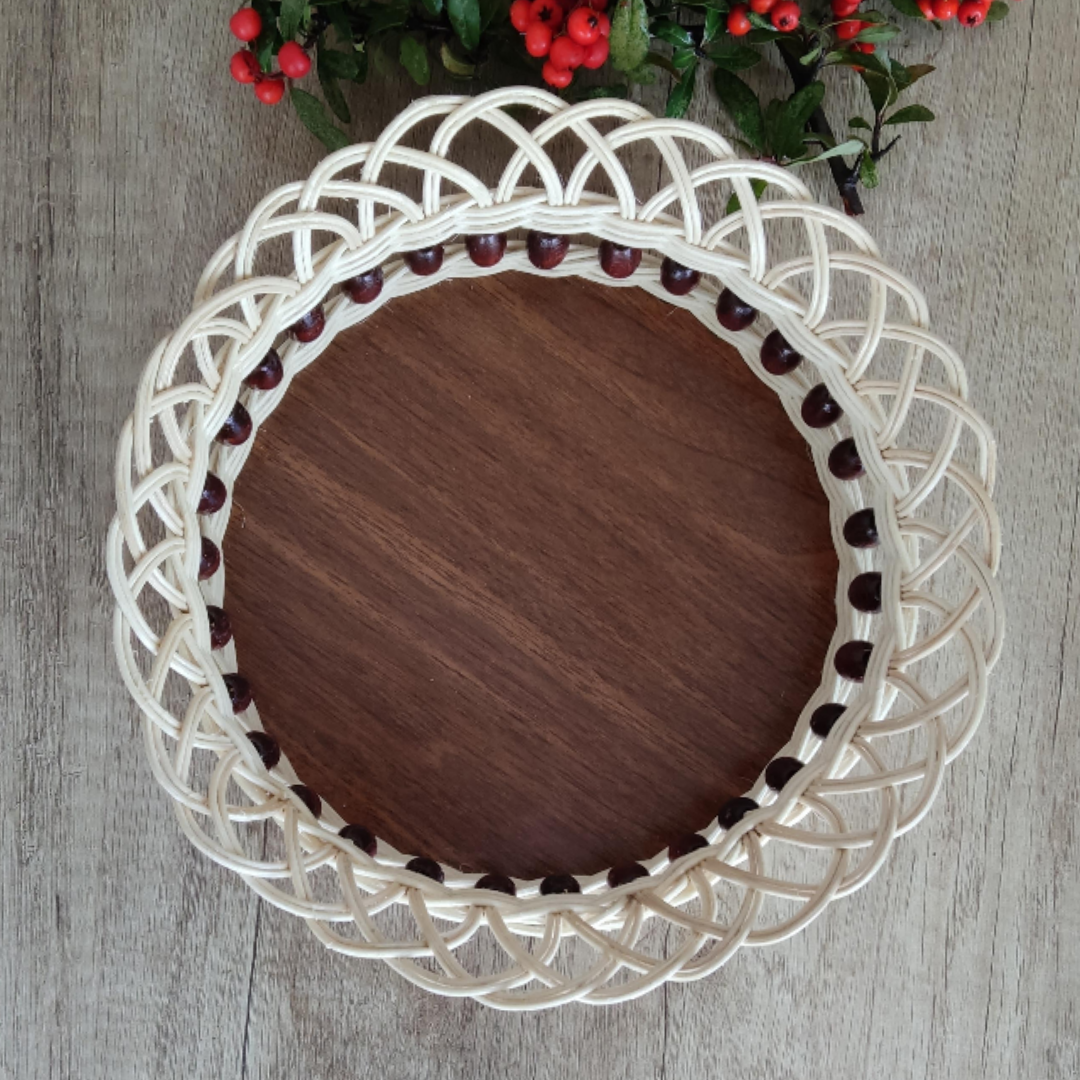 Yuvarlak Etrafı Çicek Deseni Ekmek Sepeti